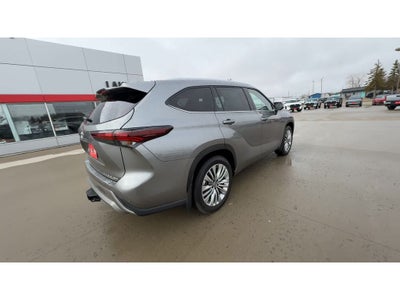 2026 Toyota Highlander Platinum