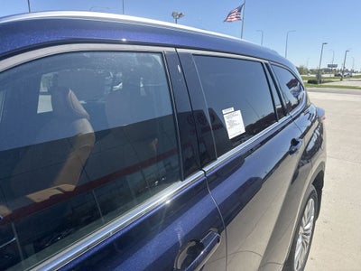 2026 Toyota Highlander Platinum