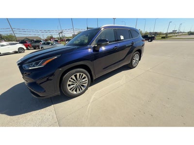 2026 Toyota Highlander Platinum