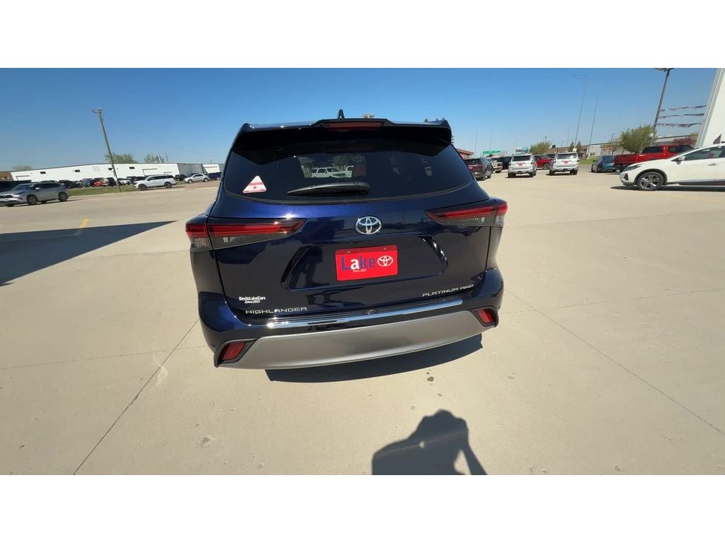 2026 Toyota Highlander Platinum