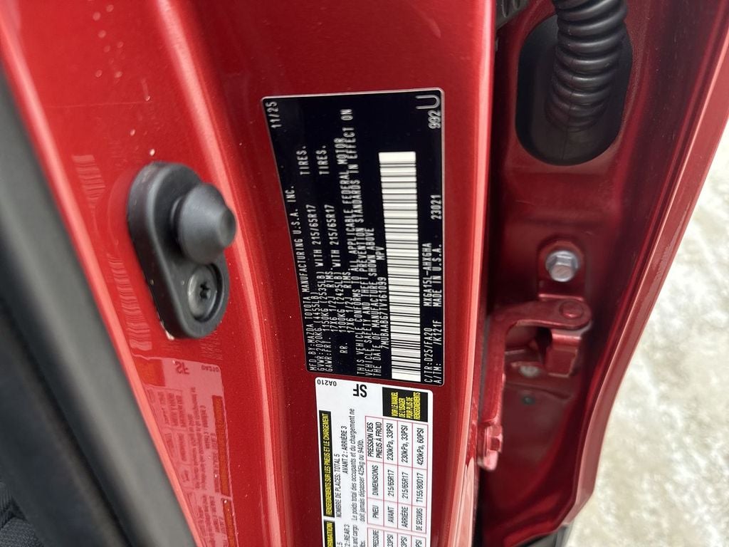 2026 Toyota Corolla Cross LE