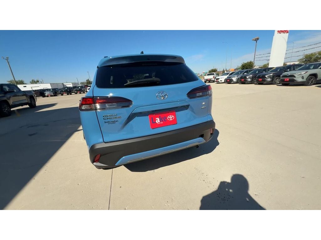 2026 Toyota Corolla Cross LE