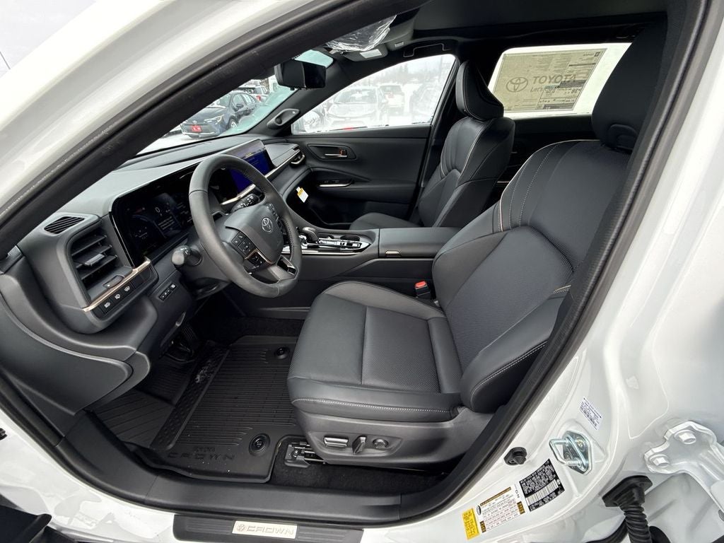 2025 Toyota Toyota Crown Signia Limited