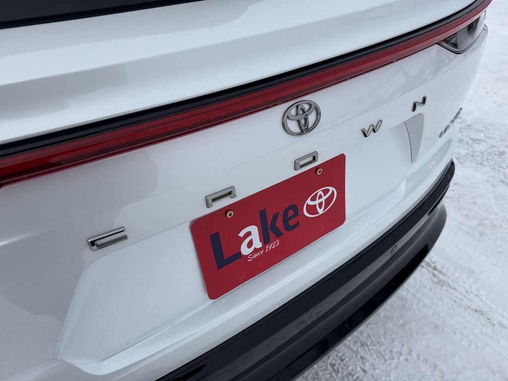 2025 Toyota Toyota Crown Signia Limited