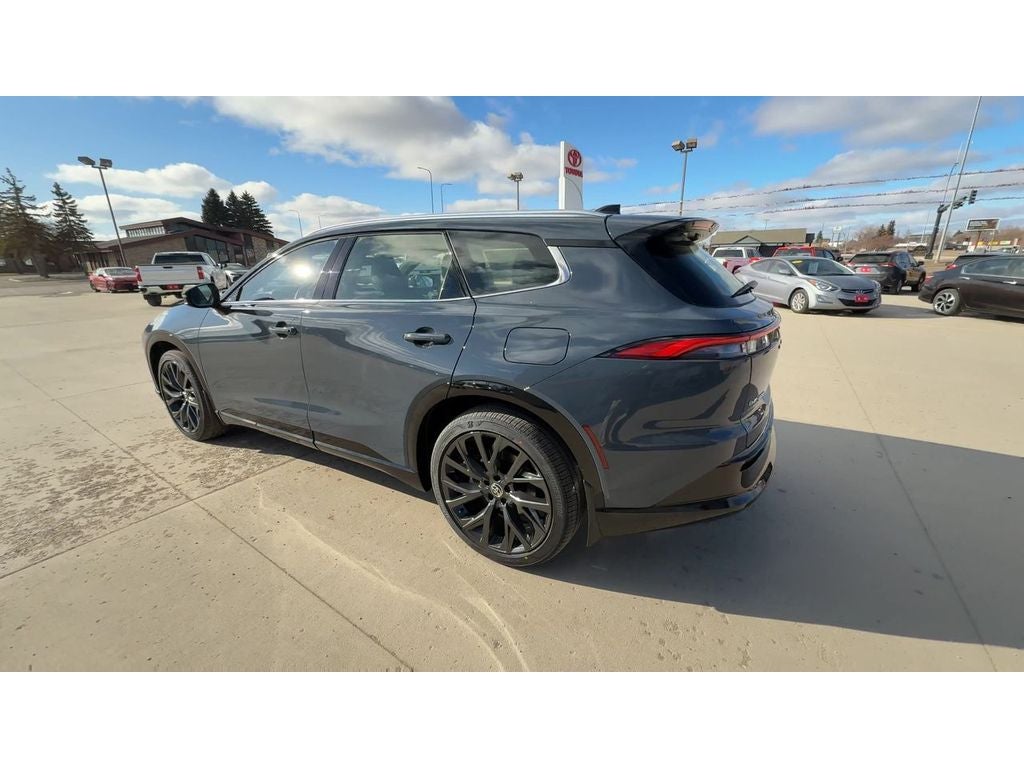 2026 Toyota Toyota Crown Signia Limited