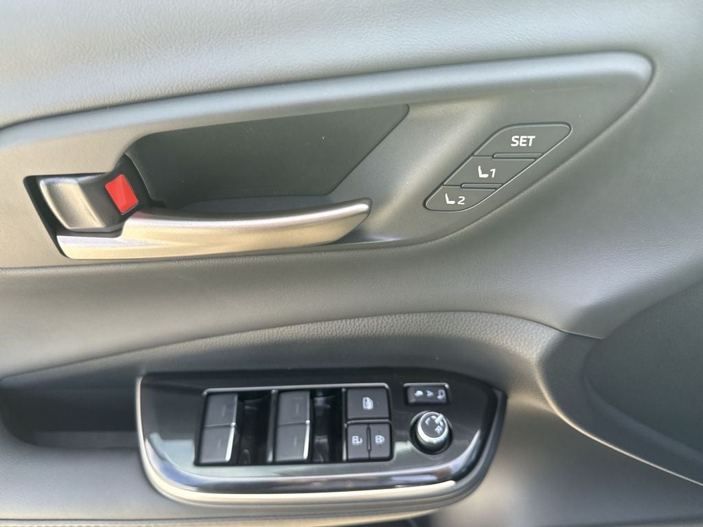 2026 Toyota Toyota Crown Platinum