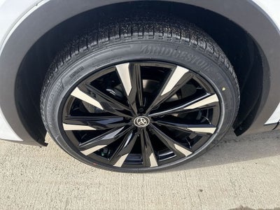 2026 Toyota Toyota Crown Platinum