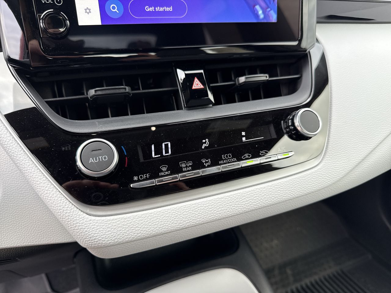 2026 Toyota Corolla Hybrid SE AWD