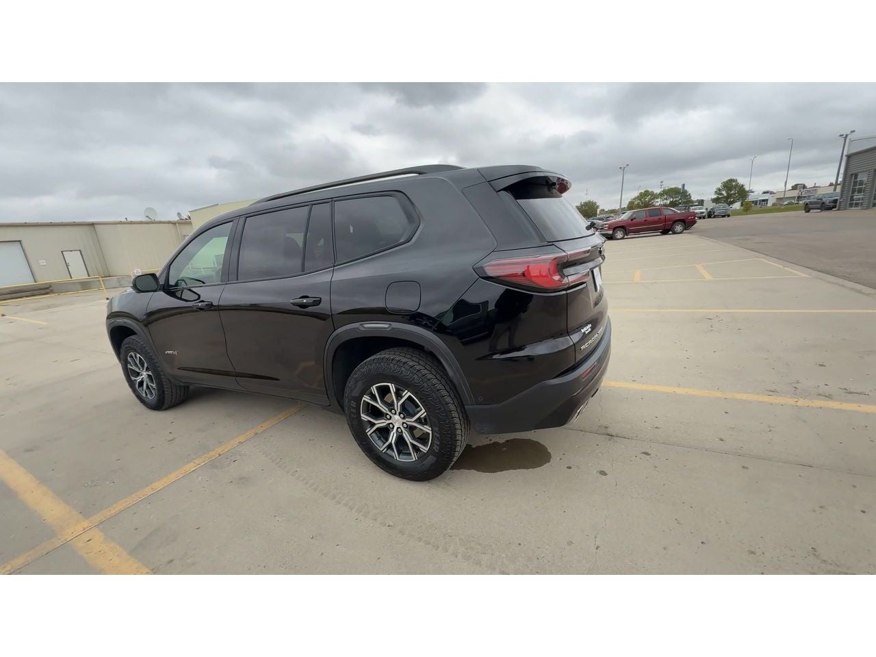 2025 GMC Acadia AT4