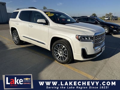 2023 GMC Acadia Denali