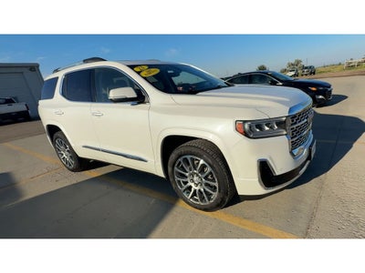 2023 GMC Acadia Denali