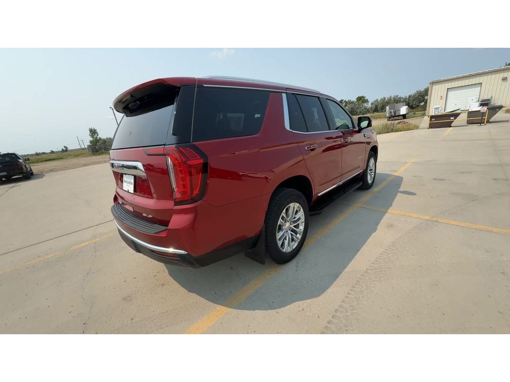 2023 GMC Yukon SLT