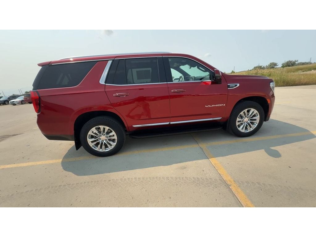 2023 GMC Yukon SLT