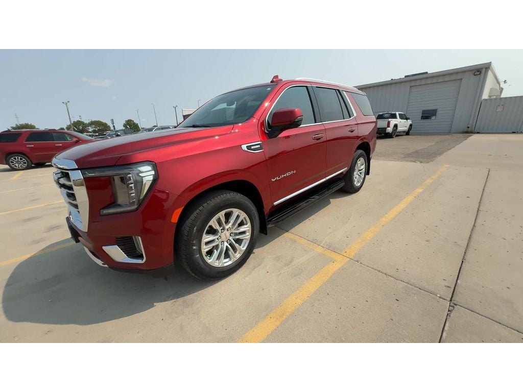 2023 GMC Yukon SLT