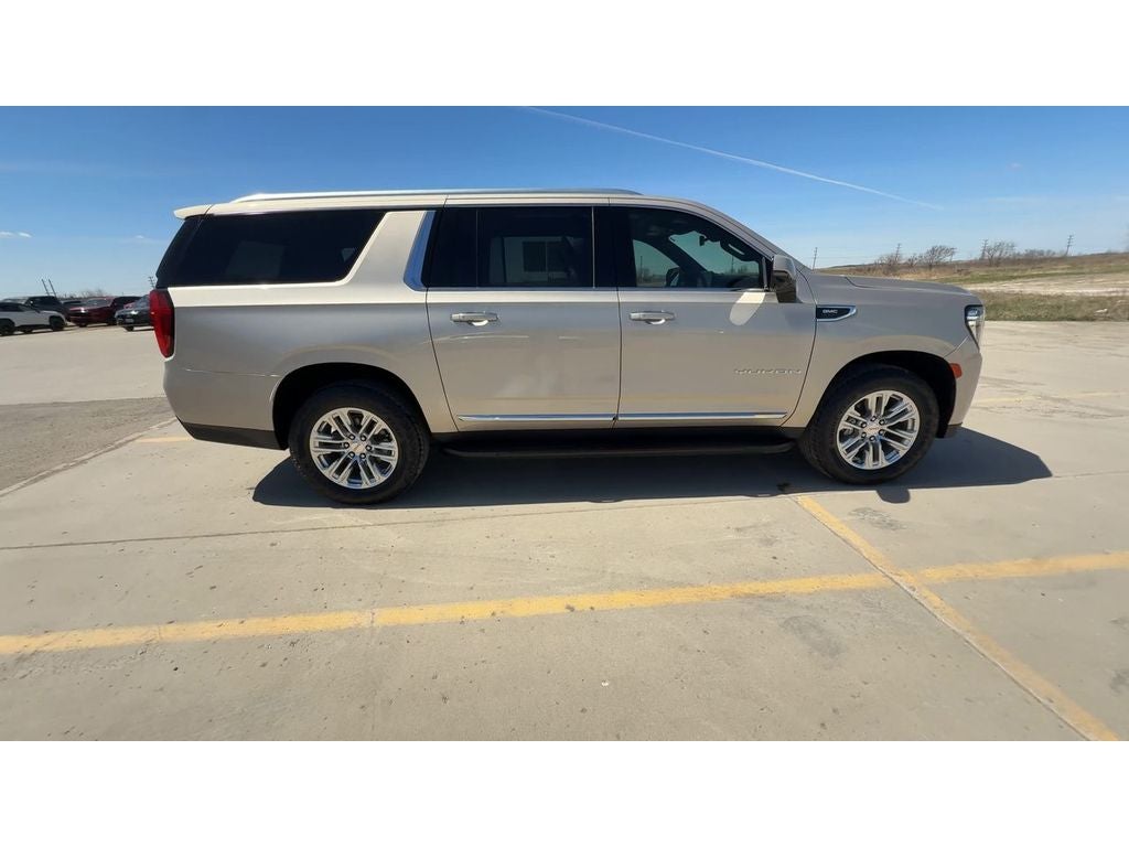 2021 GMC Yukon XL SLT