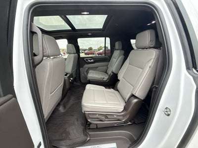 2023 GMC Yukon XL SLT