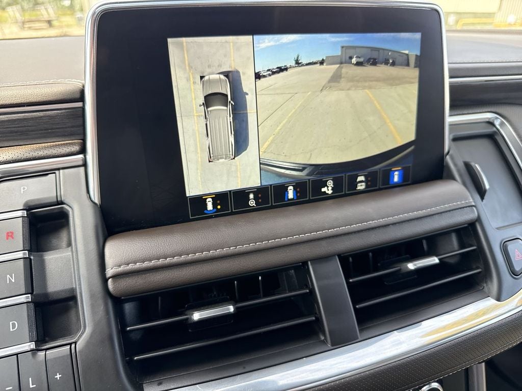 2022 GMC Yukon XL SLT
