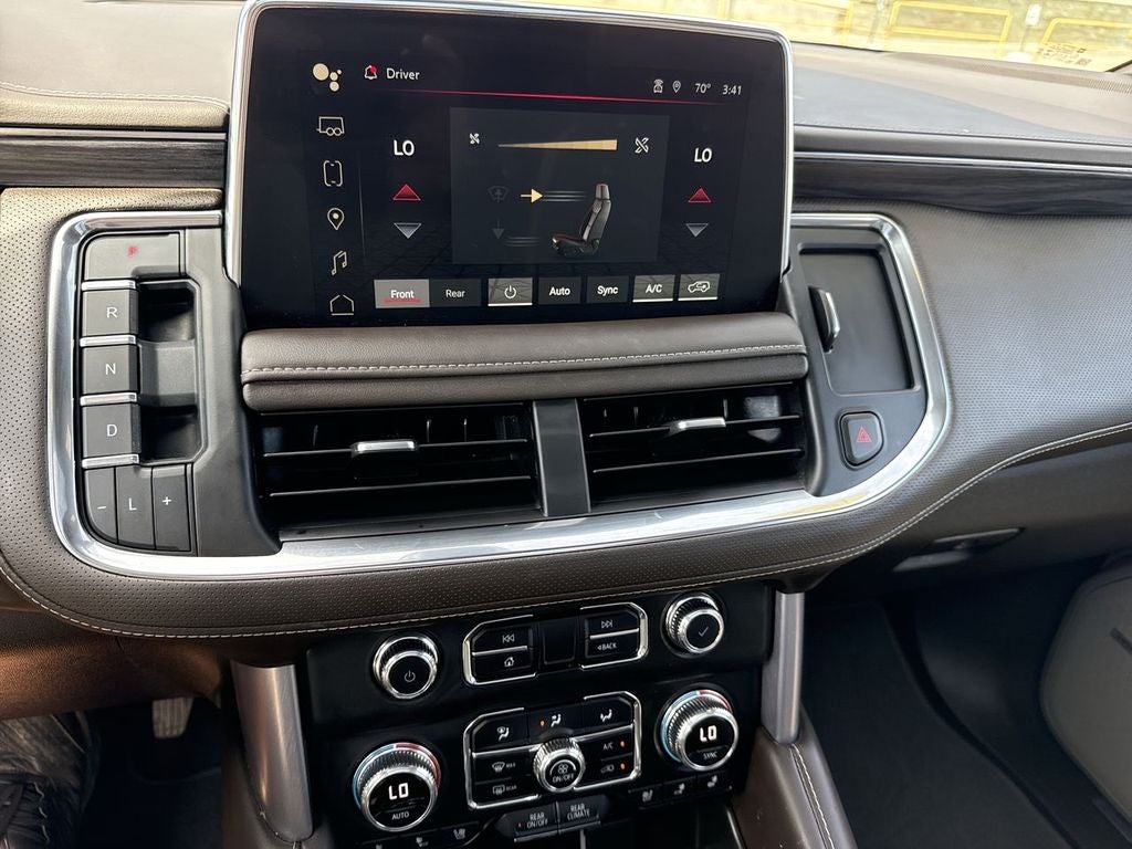 2022 GMC Yukon XL SLT