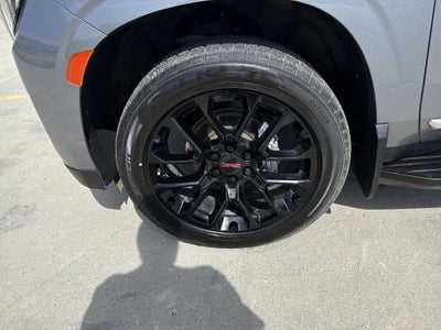 2022 GMC Yukon XL SLT