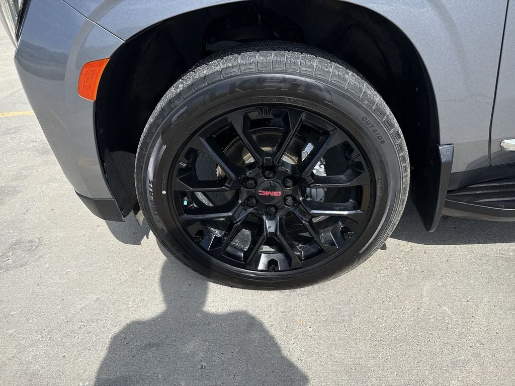 2022 GMC Yukon XL SLT
