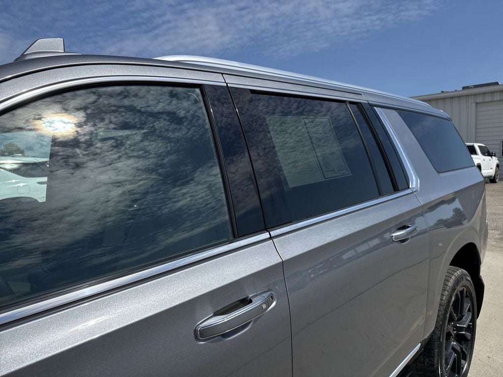 2022 GMC Yukon XL SLT