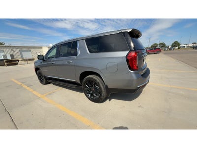2022 GMC Yukon XL SLT