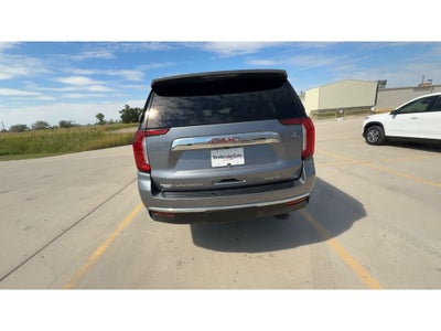 2022 GMC Yukon XL SLT