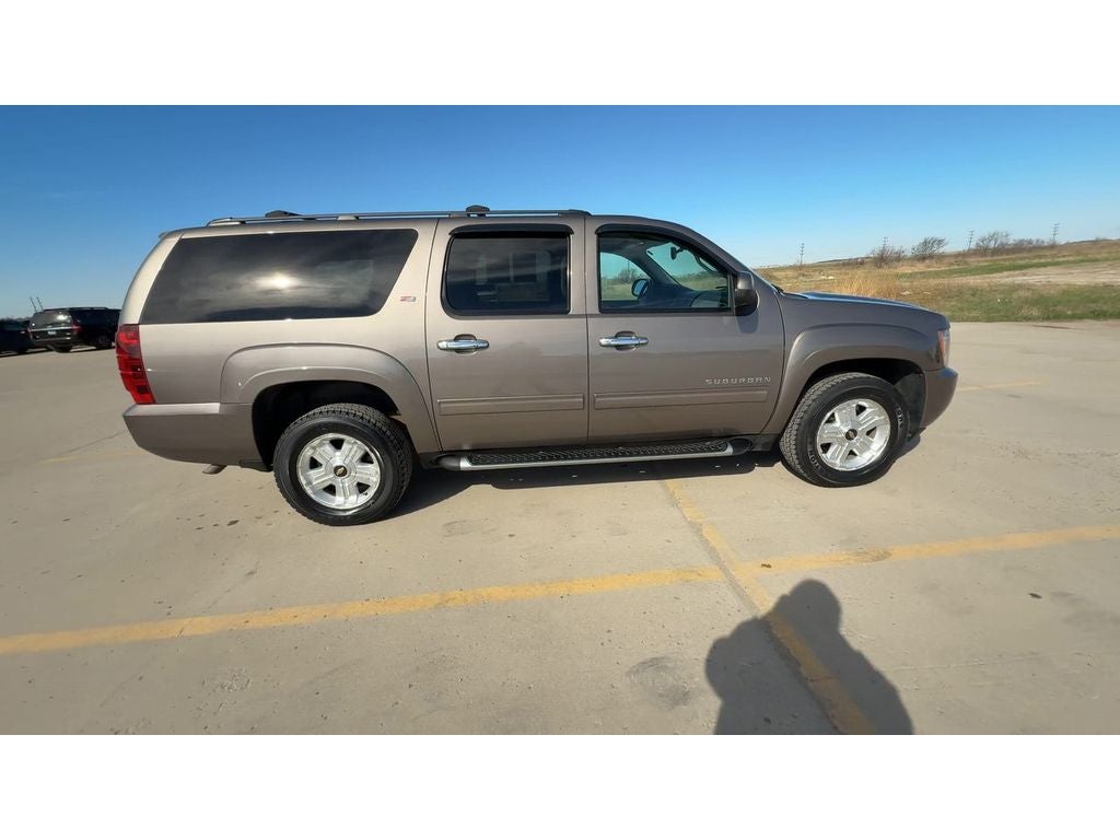 2014 Chevrolet Suburban LT