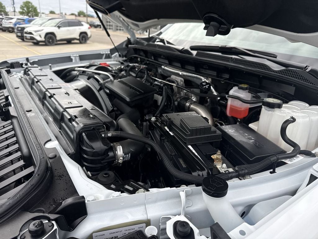 2025 GMC Sierra 3500 HD SLT