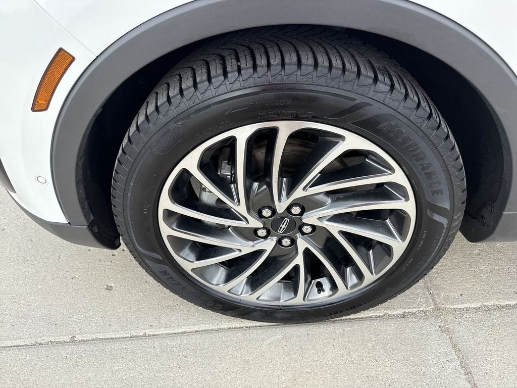 2020 Lincoln Nautilus Reserve