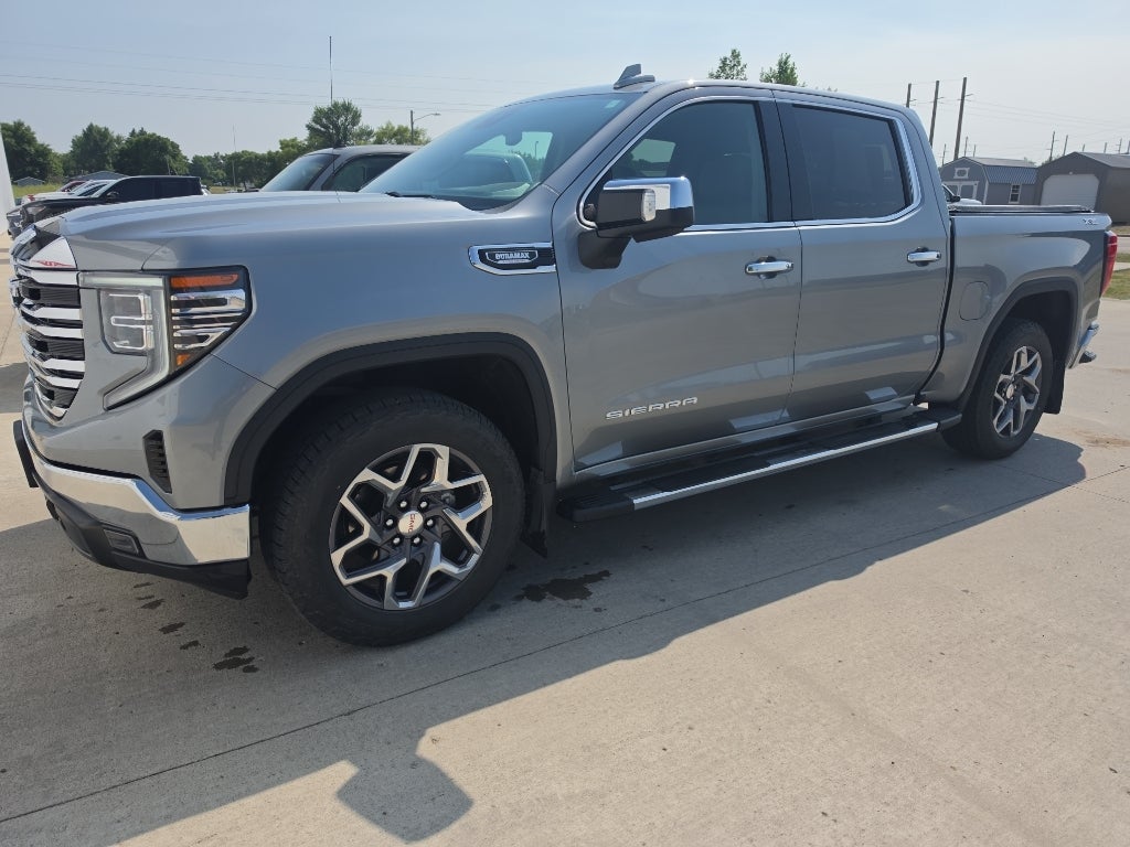 2023 GMC Sierra 1500 SLT