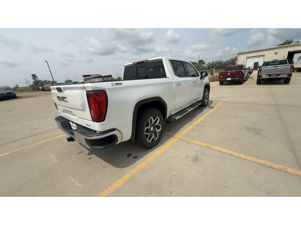 2023 GMC Sierra 1500 SLT