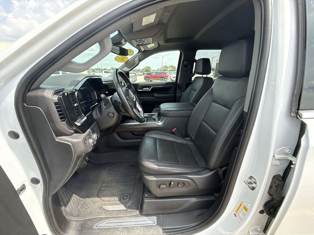 2023 GMC Sierra 1500 SLT