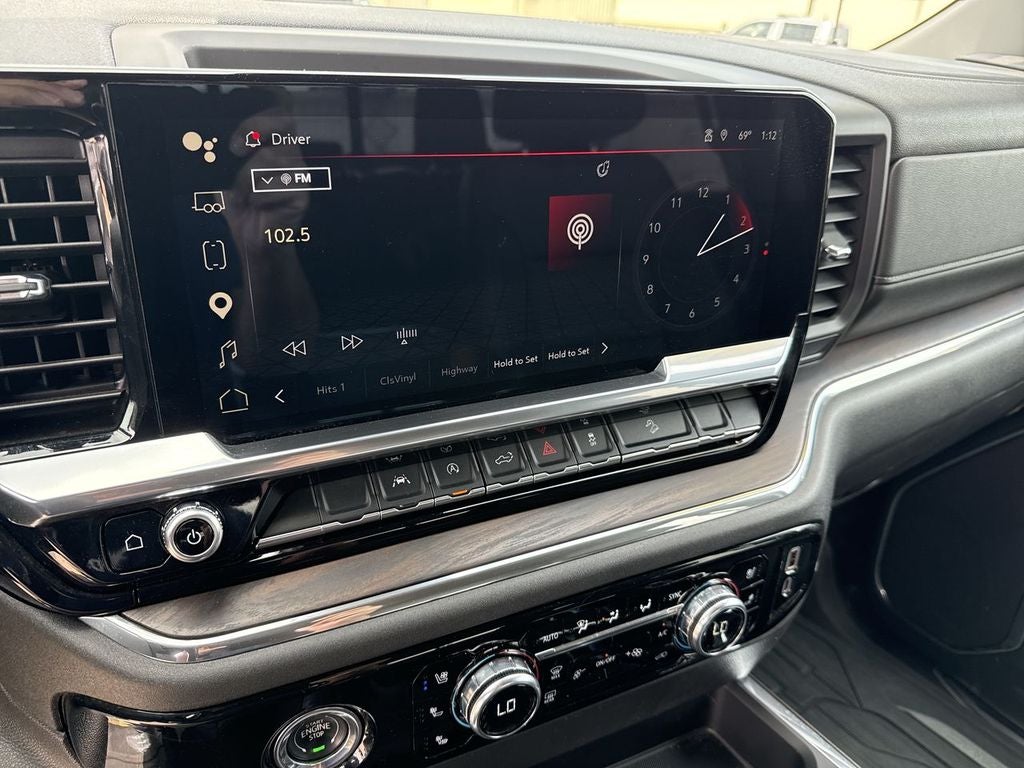 2023 GMC Sierra 1500 SLT