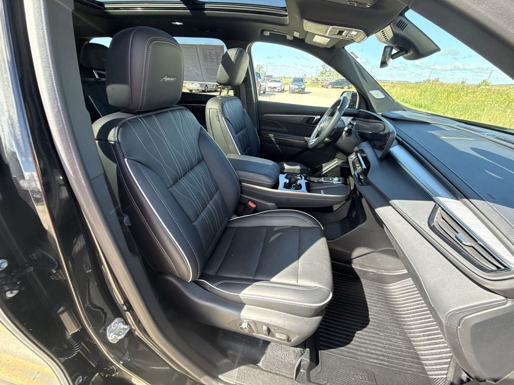 2025 Buick Enclave Avenir