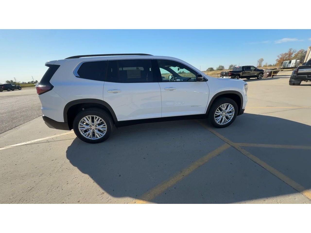 2027 GMC Acadia Elevation
