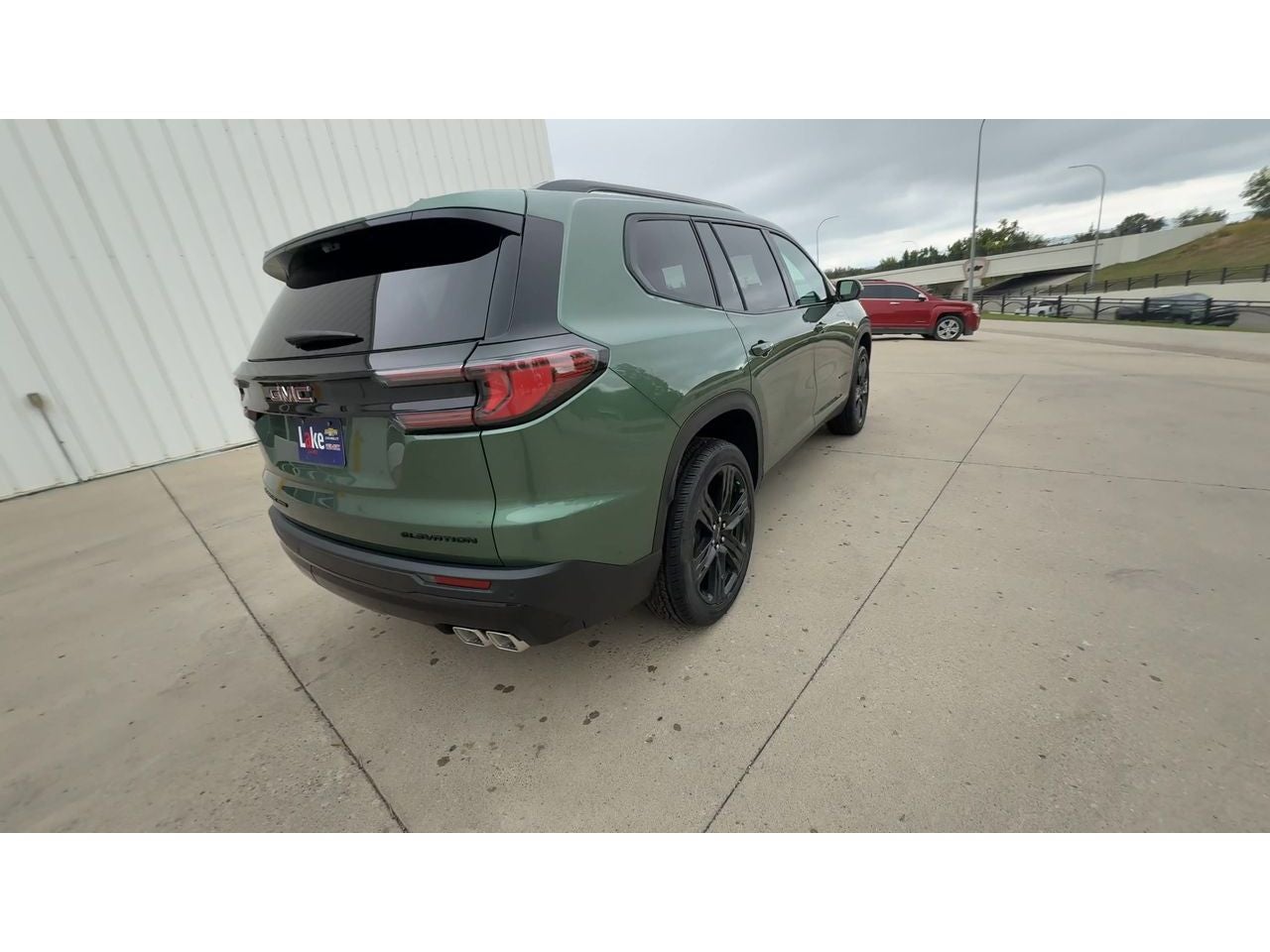2027 GMC Acadia Elevation