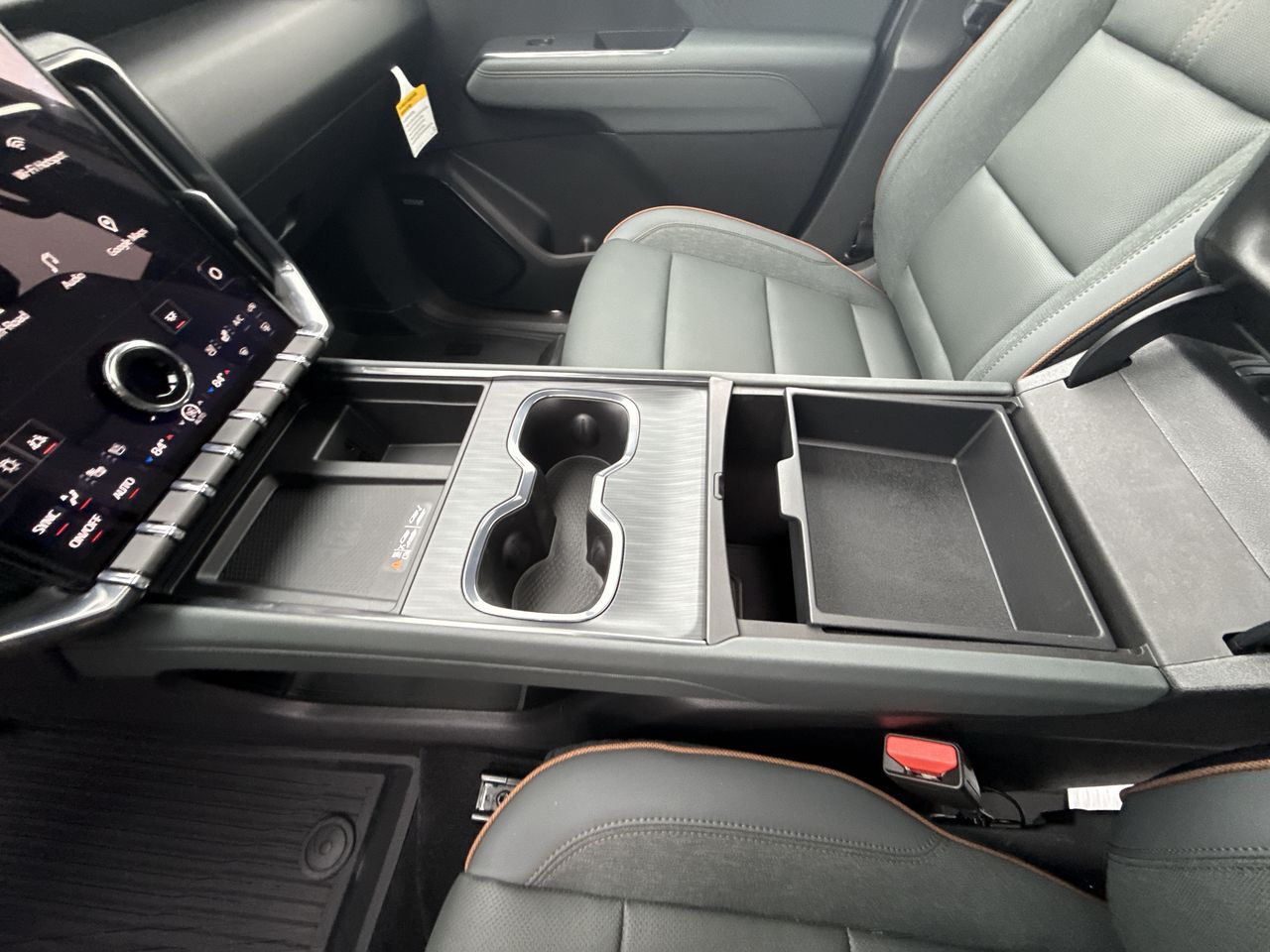 2027 GMC Acadia AT4