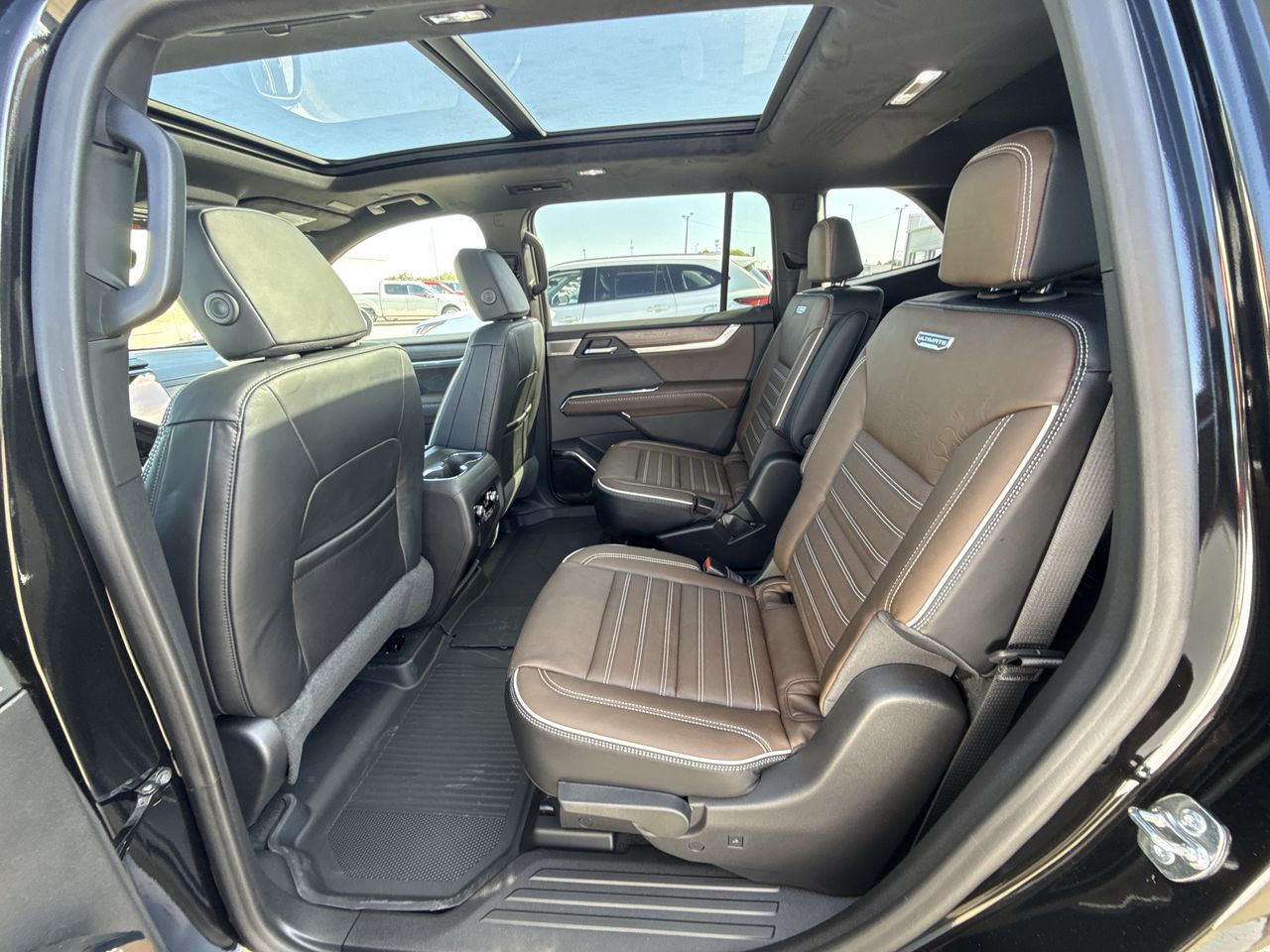 2027 GMC Acadia Denali Ultimate