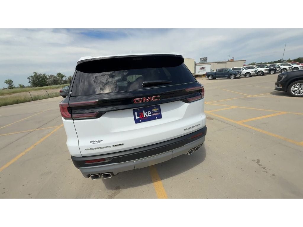 2026 GMC Acadia Elevation