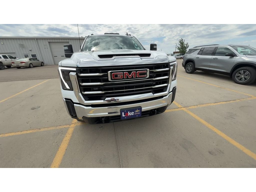 2026 GMC Sierra 2500 HD SLE