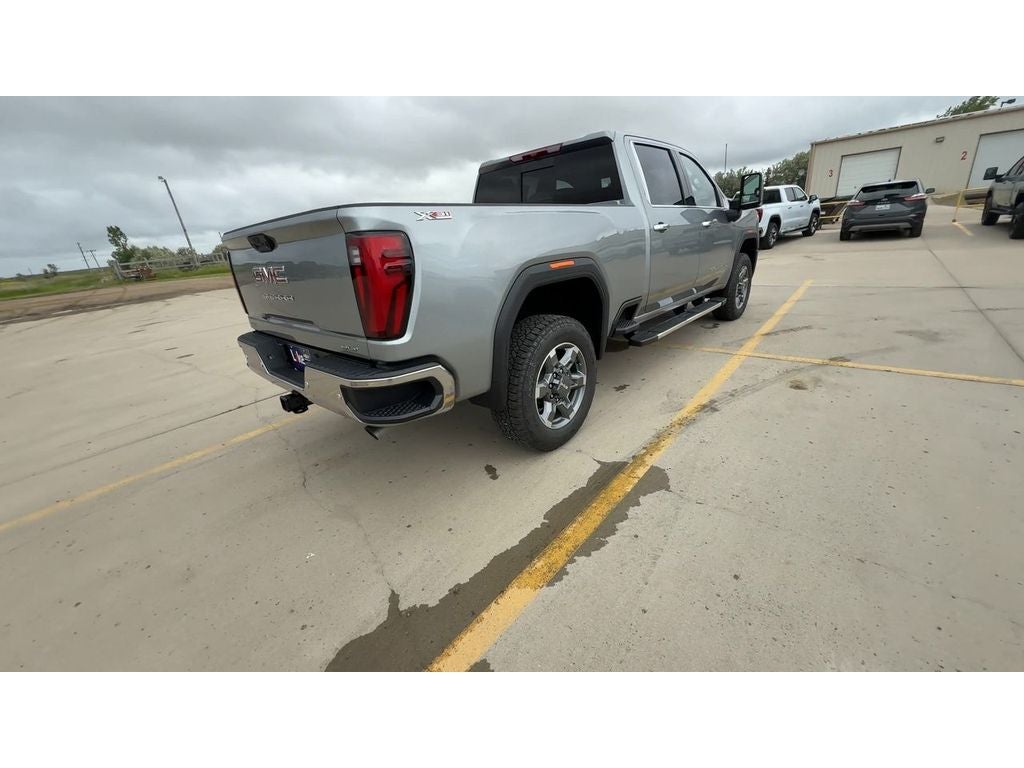2026 GMC Sierra 2500 HD SLT