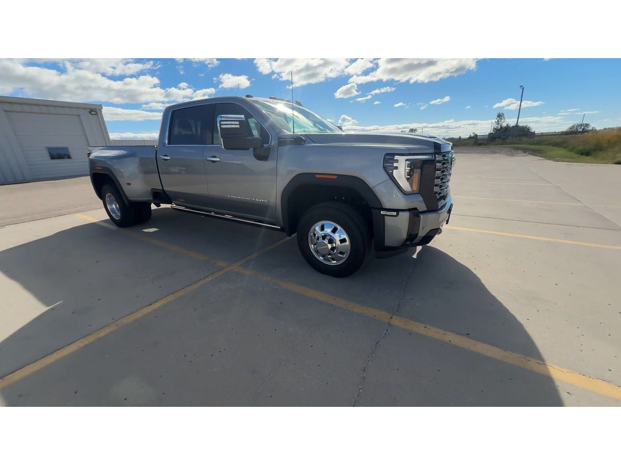 2026 GMC Sierra 3500 HD Denali Ultimate DRW