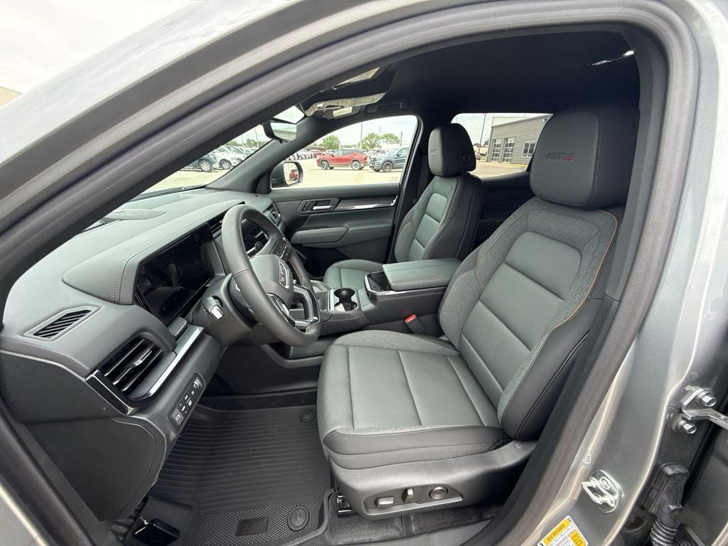2027 GMC Terrain AWD AT4